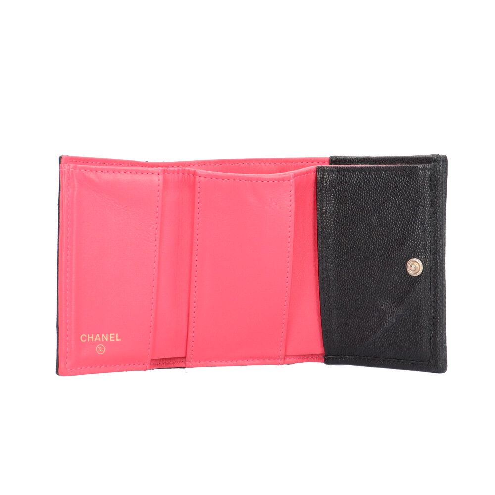 Chanel Mesh CC Logo Trifold Wallet Caviar Leather — view 5
