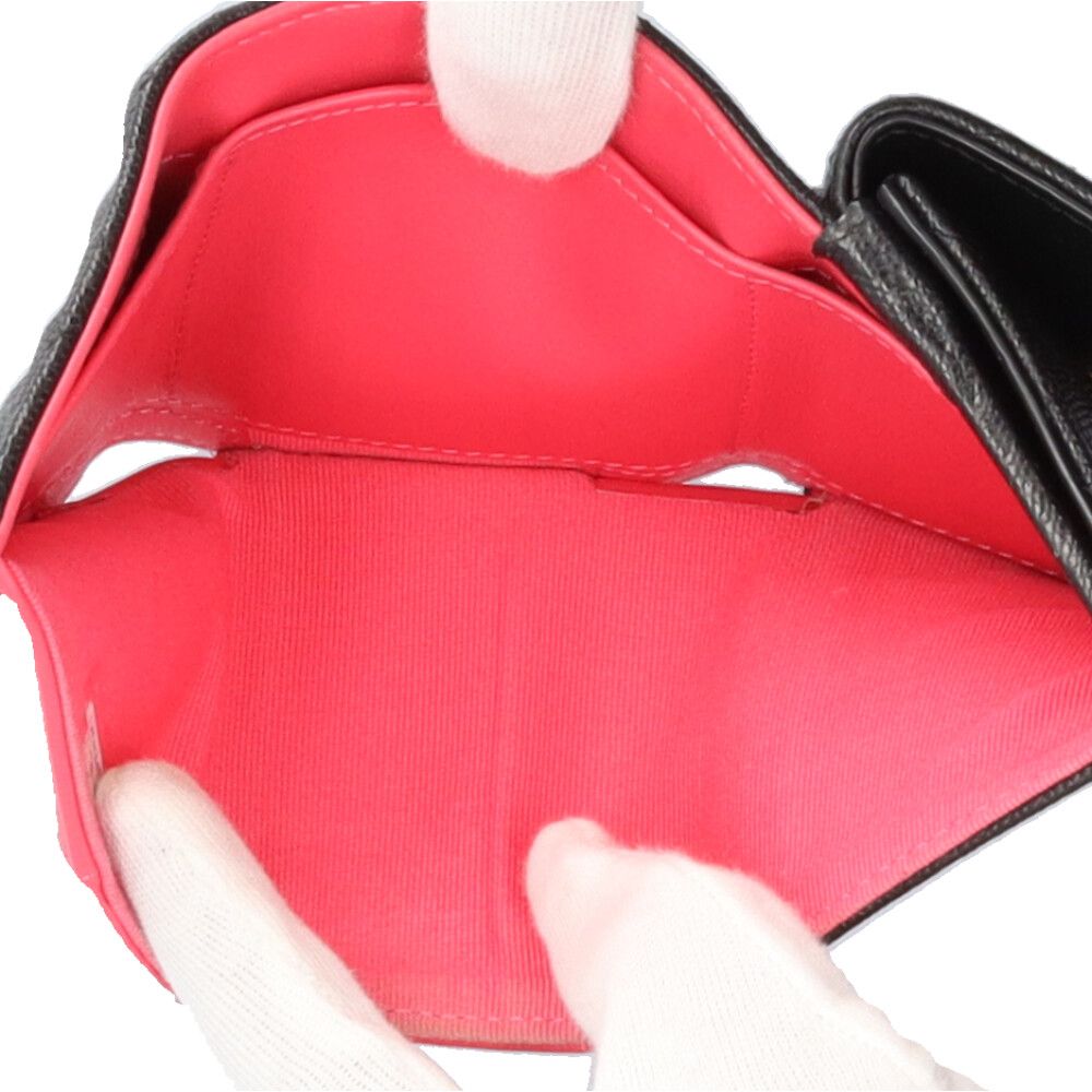 Chanel Mesh CC Logo Trifold Wallet Caviar Leather — view 6