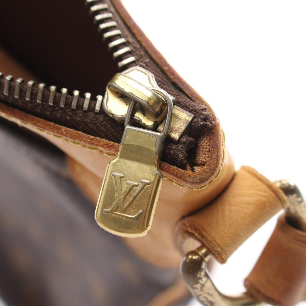 Louis Vuitton Shoulder Bag Odeon MM Canvas Leather — view 8