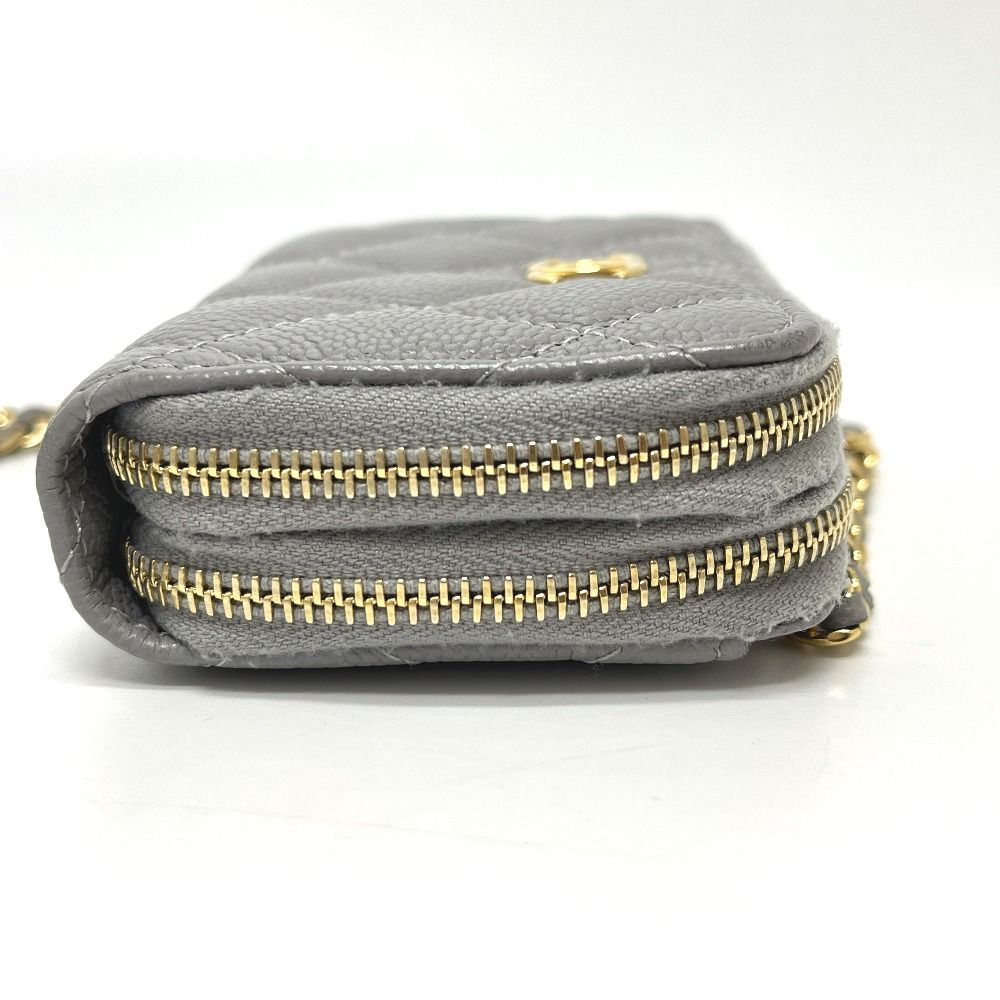 Chanel Shoulder Bag Quilted Caviar Leather Gray — view 4