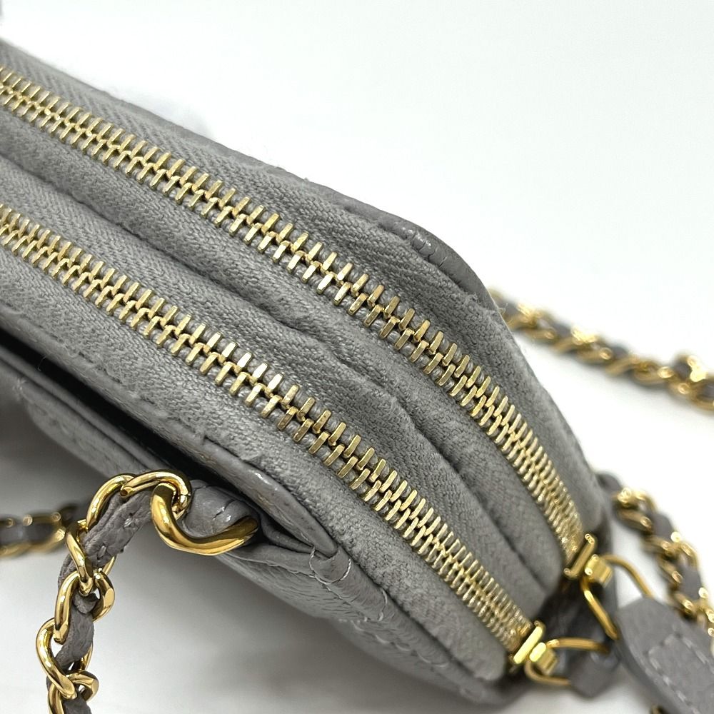 Chanel Shoulder Bag Quilted Caviar Leather Gray — view 7