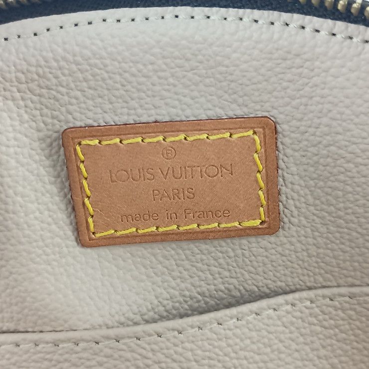 Louis Vuitton Pouch Demironde Brown Monogram Gold — view 9