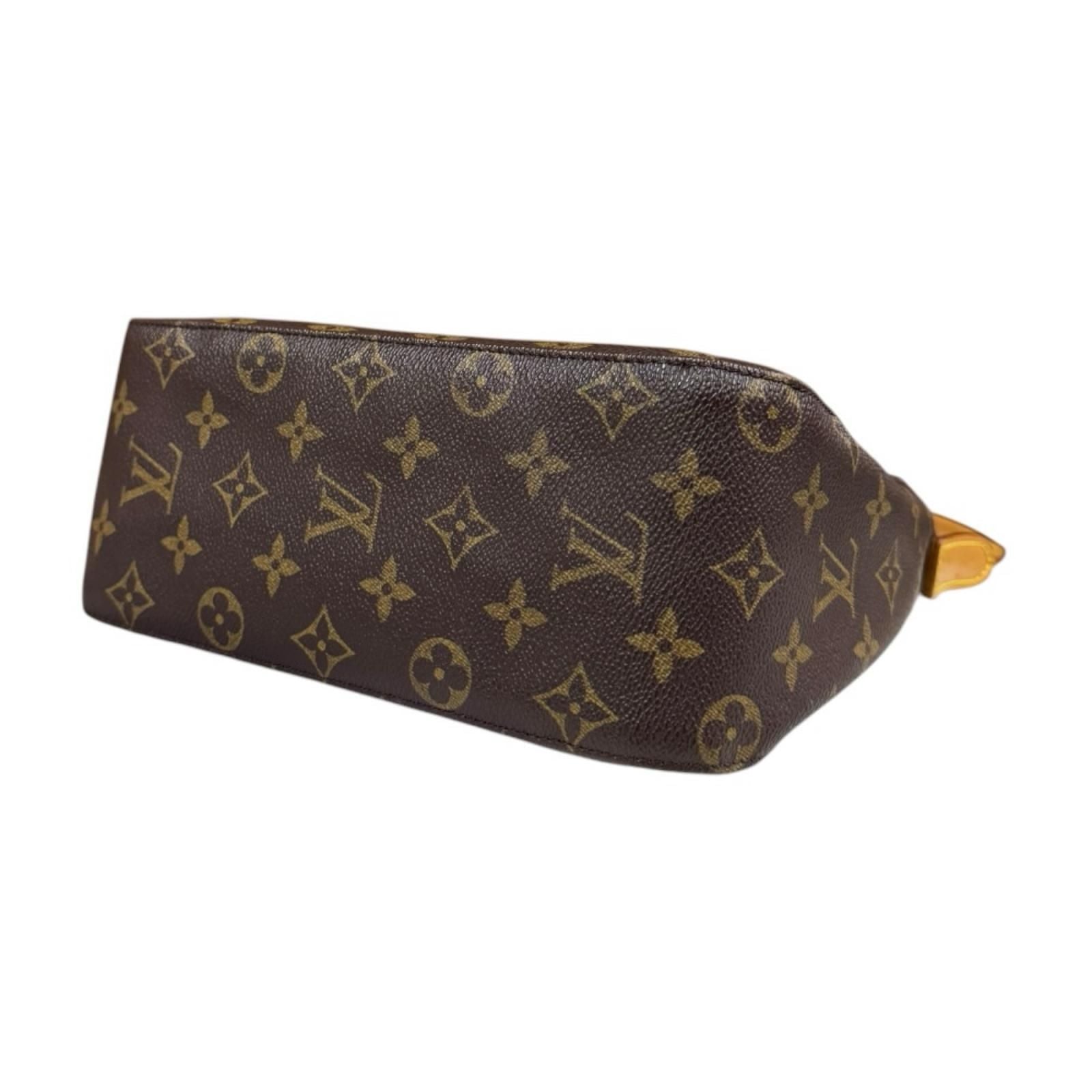 Louis Vuitton Looping MM Monogram Shoulder Bag Canvas Brown — view 5