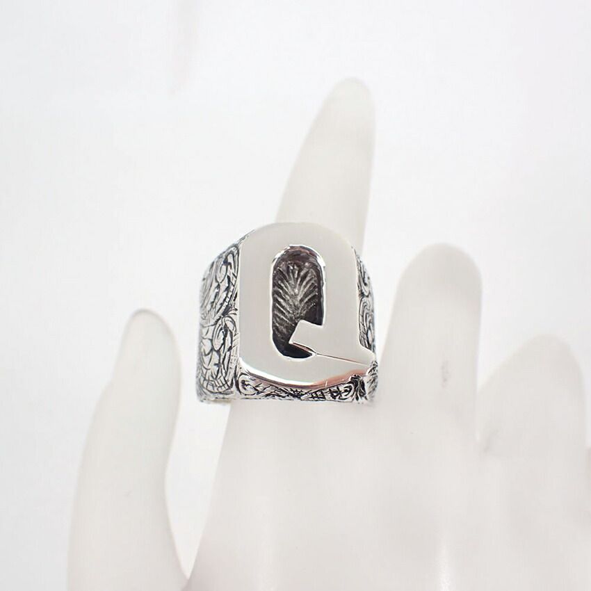 Gucci Alphabet R No 19 Ring — view 4