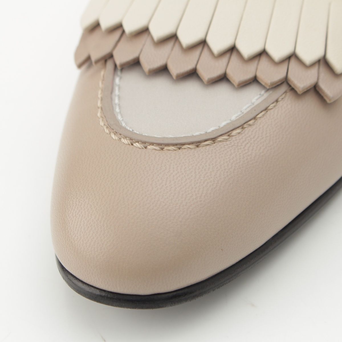 Hermes Royale Leather Fringe Loafers Shoes Beige — view 8