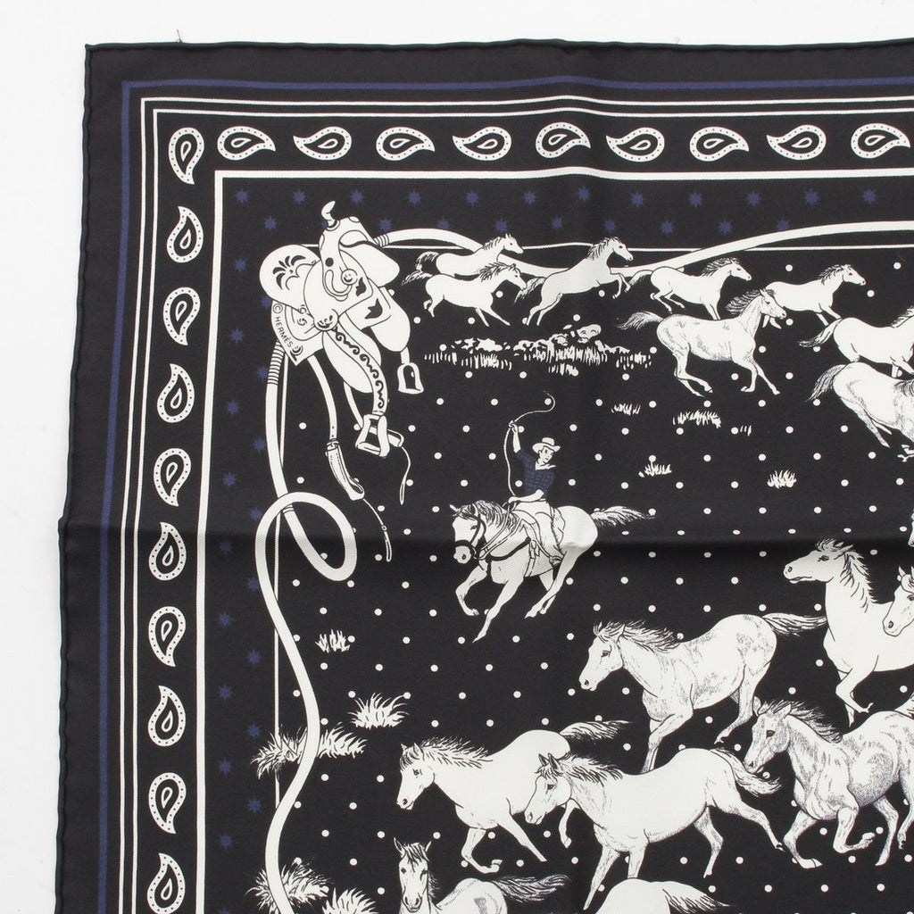 Hermes Carre 55 les Mustangs Bandana Wild Horse Silk Scarf Black — view 2