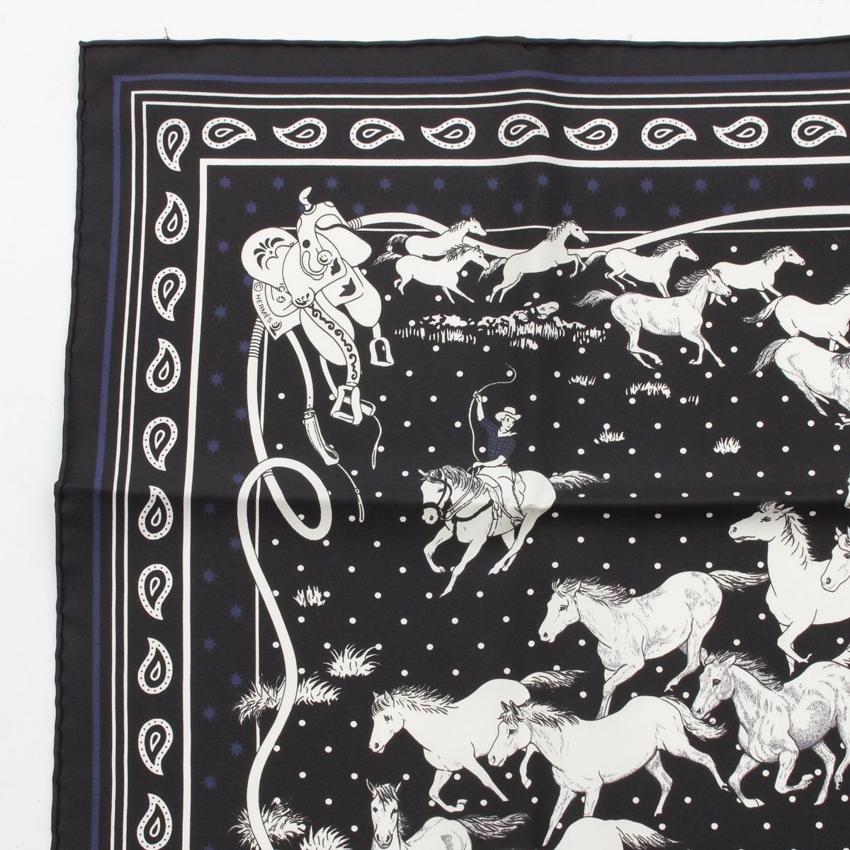 Hermes Carre 55 les Mustangs Bandana Wild Horse Silk Scarf Black — view 2