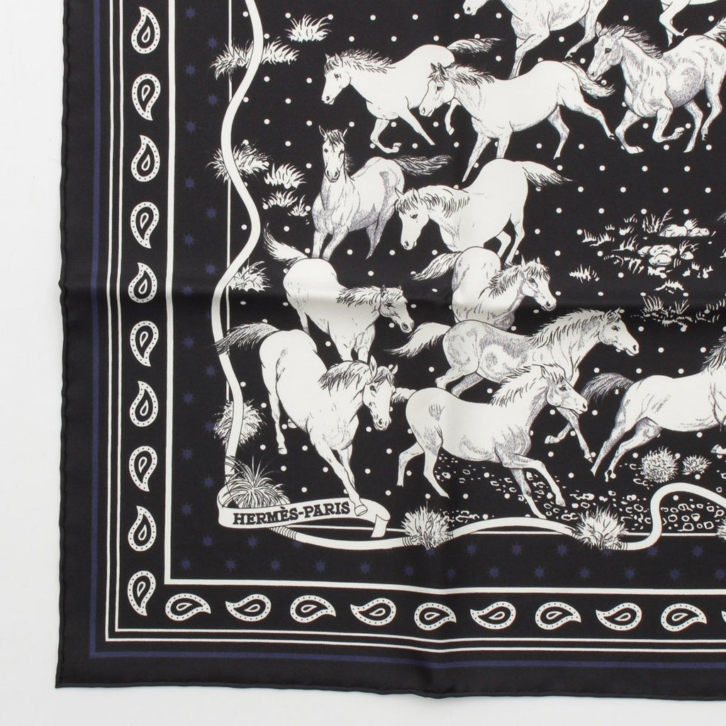 Hermes Carre 55 les Mustangs Bandana Wild Horse Silk Scarf Black — view 4