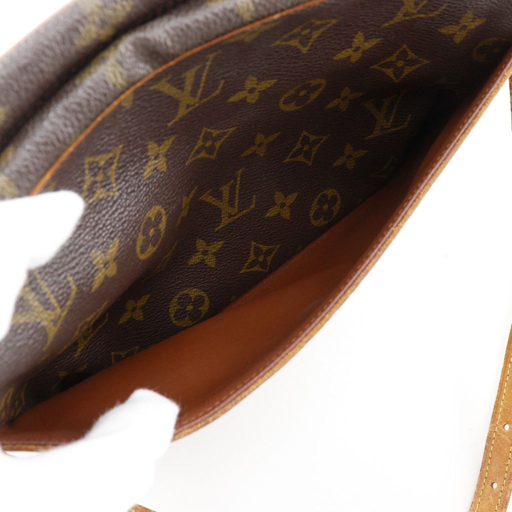 Louis Vuitton Trocadero 27 Vintage Monogram Canvas Brown 843 Shoulder — view 7