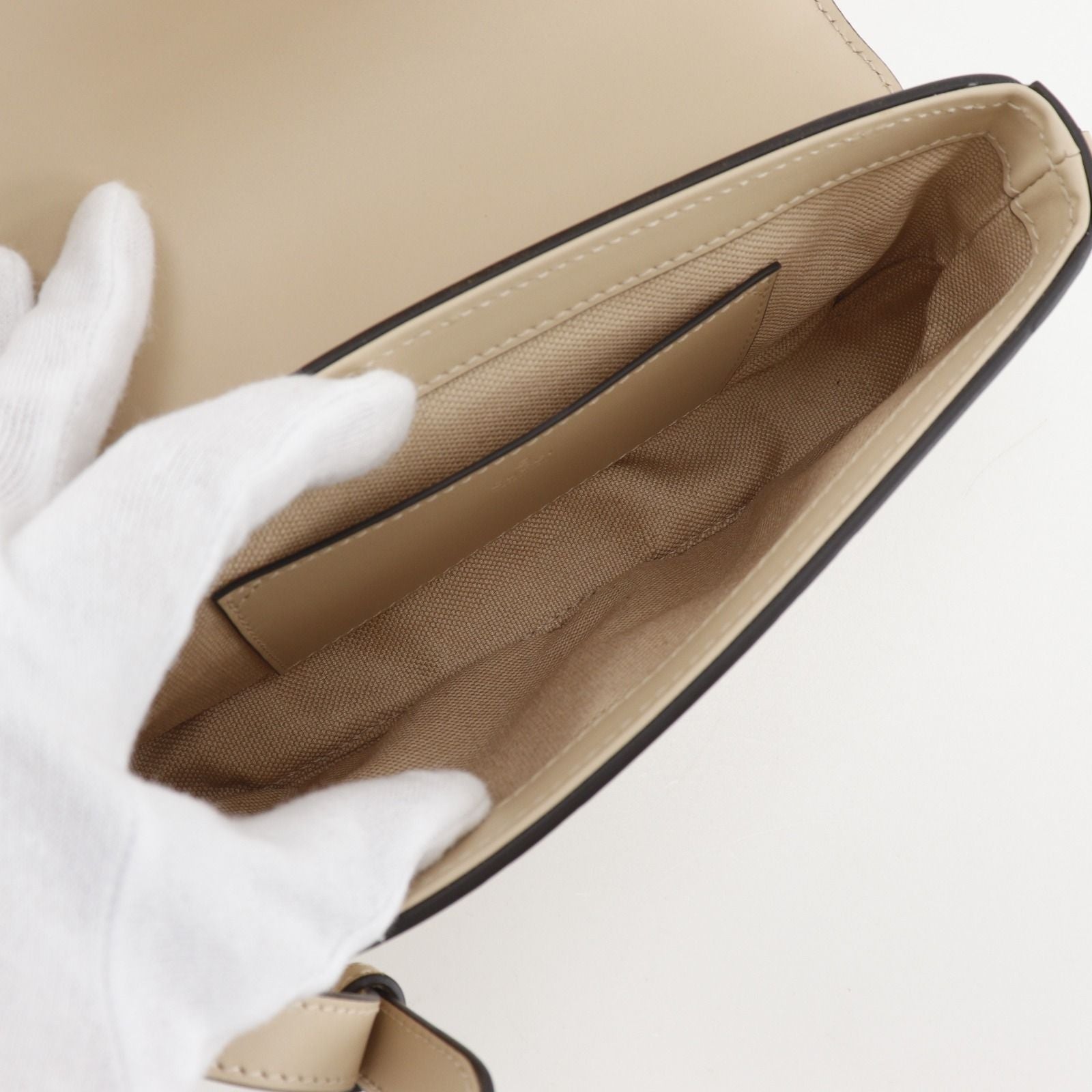 Gucci GG Super Mini Marais the Beige Shoulder — view 6