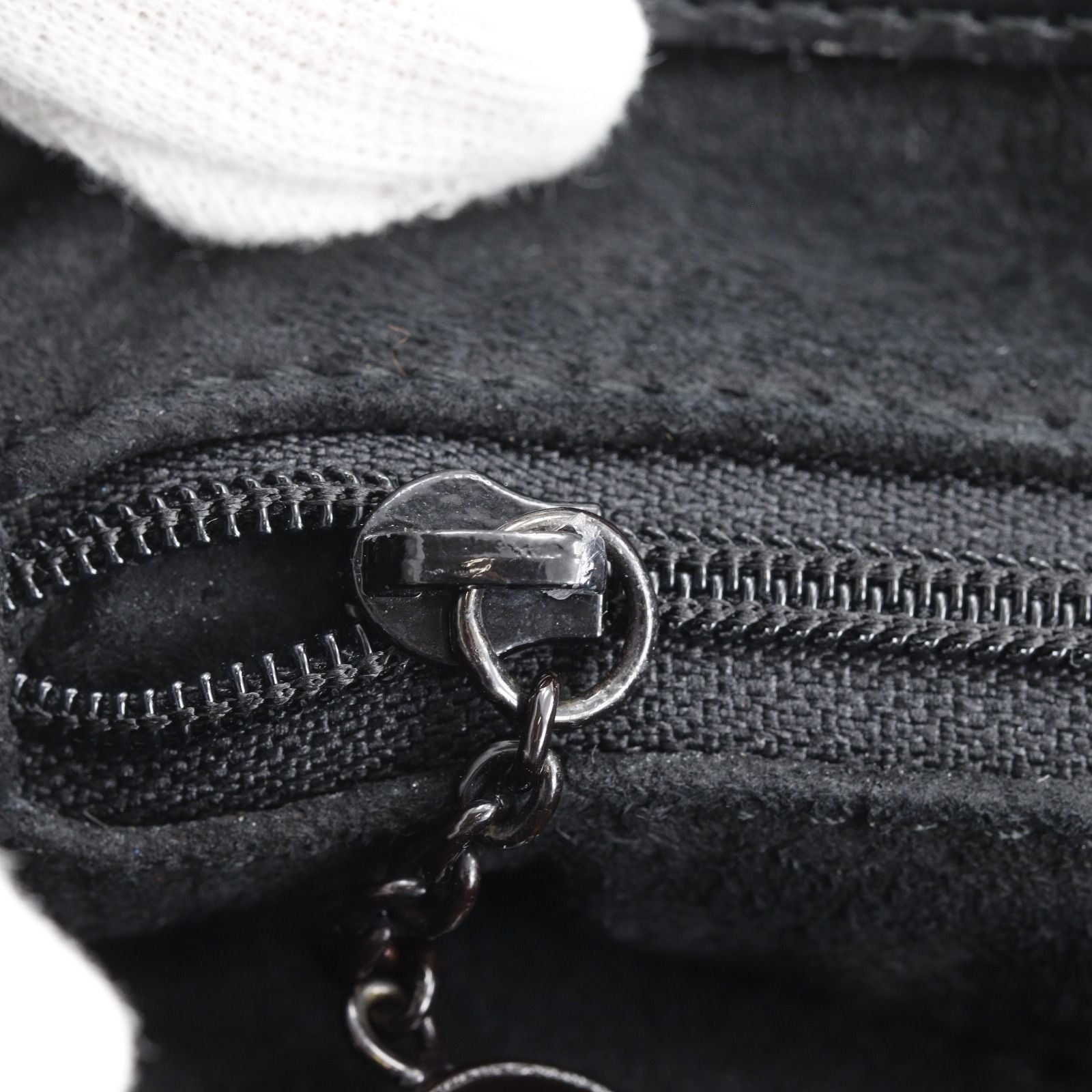 Gucci Suede Black Shoulder — view 8