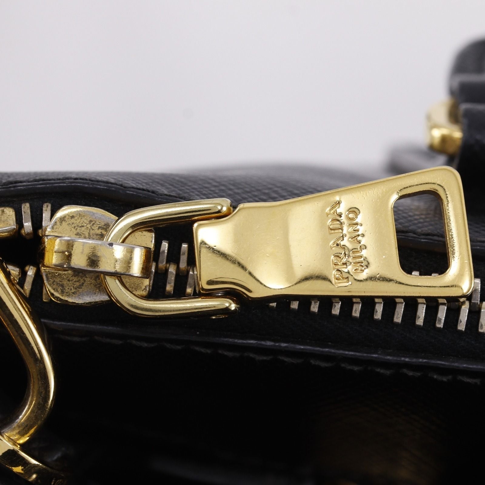 Prada Galleria 2-Way Shoulder Saffiano Black Handbag — view 7