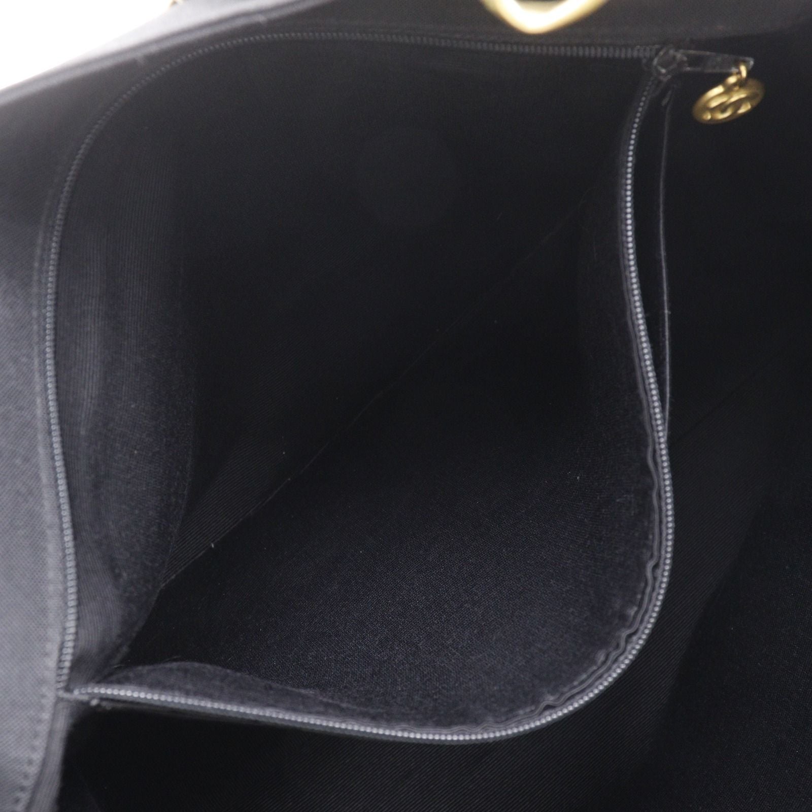 Chanel CC Logo Chain Tote Nylon Black — view 8