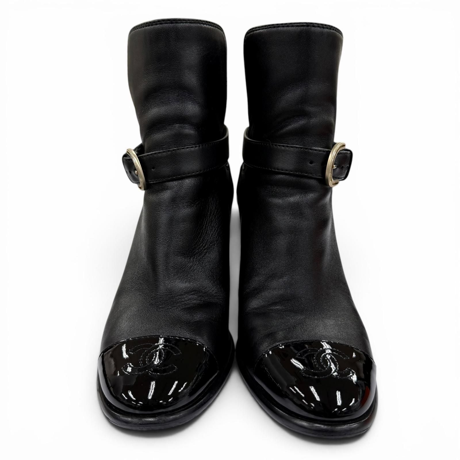 Chanel CC Logo Ankle Belt Leather Short Boots Black Gold — view 4