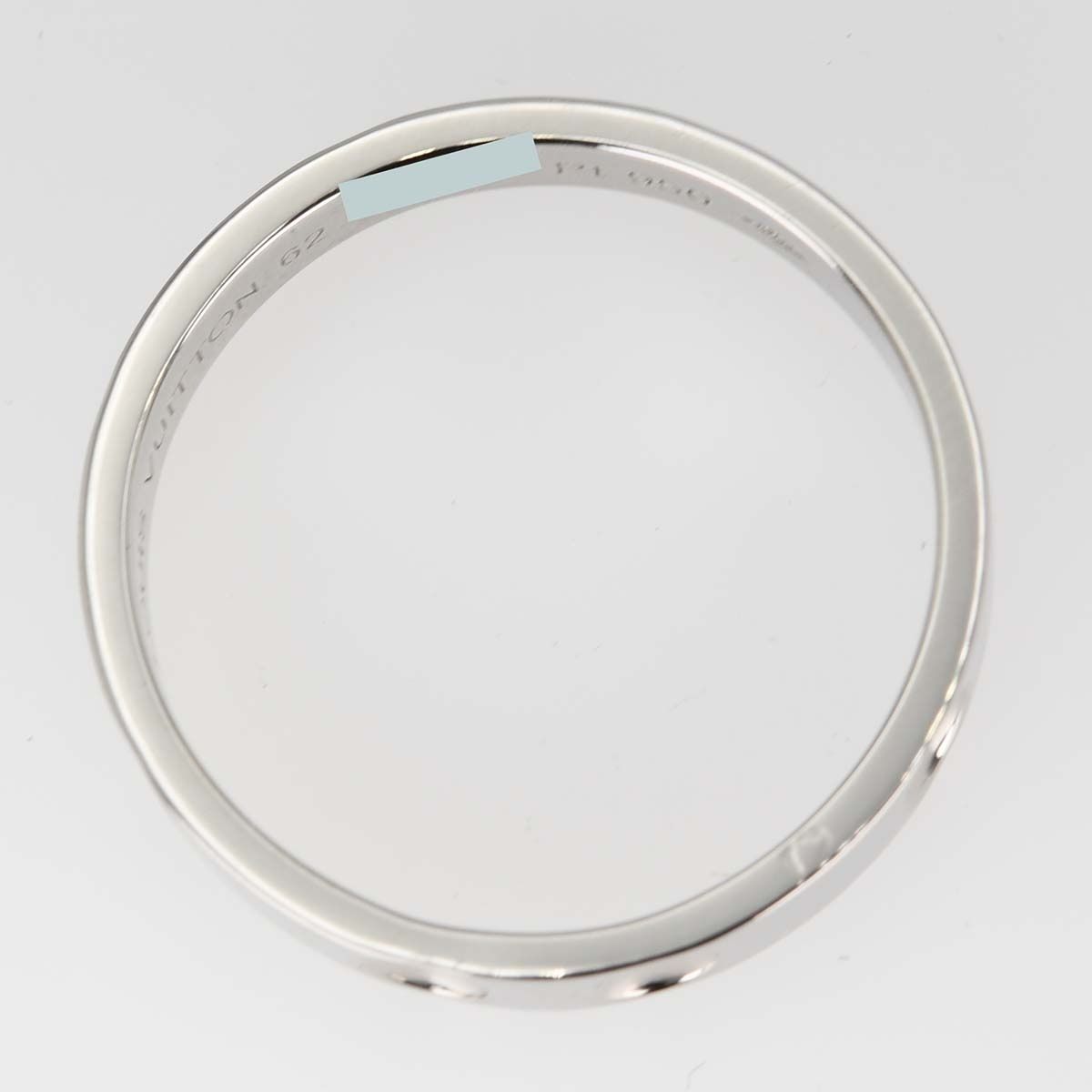 Louis Vuitton Polished Petit Bague Empreinte Ring 62 Resize — view 3