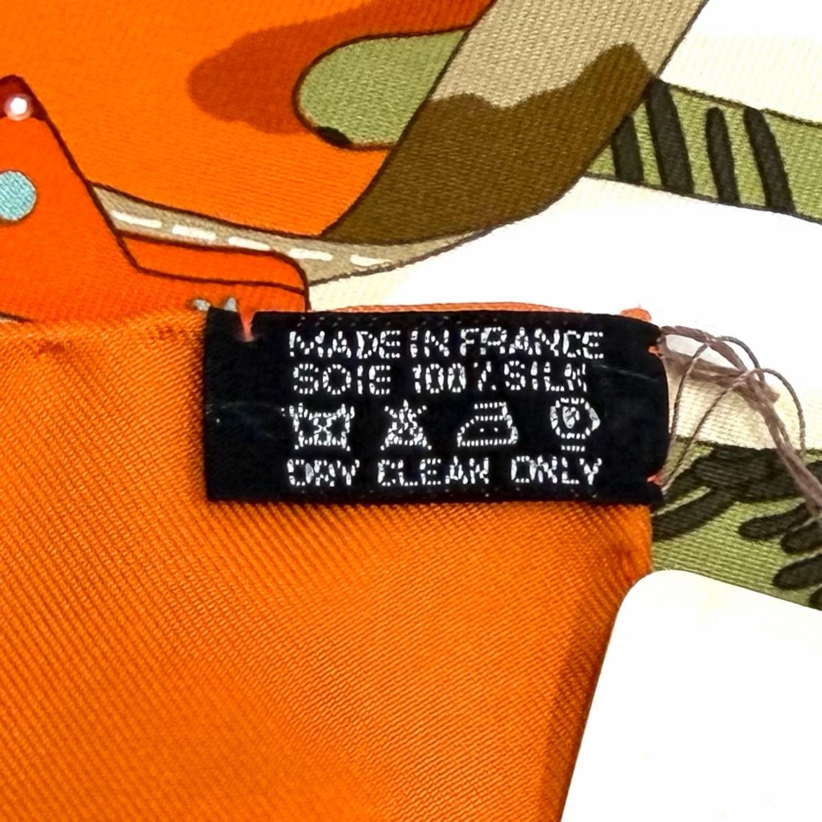 Hermes Carre 90 Noel Au 24 Faubourg Christmas at Silk 100% Potiron Vert Amande — view 9