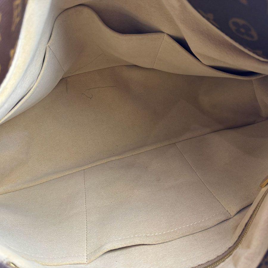 Louis Vuitton Handbag Artsy MM — view 5