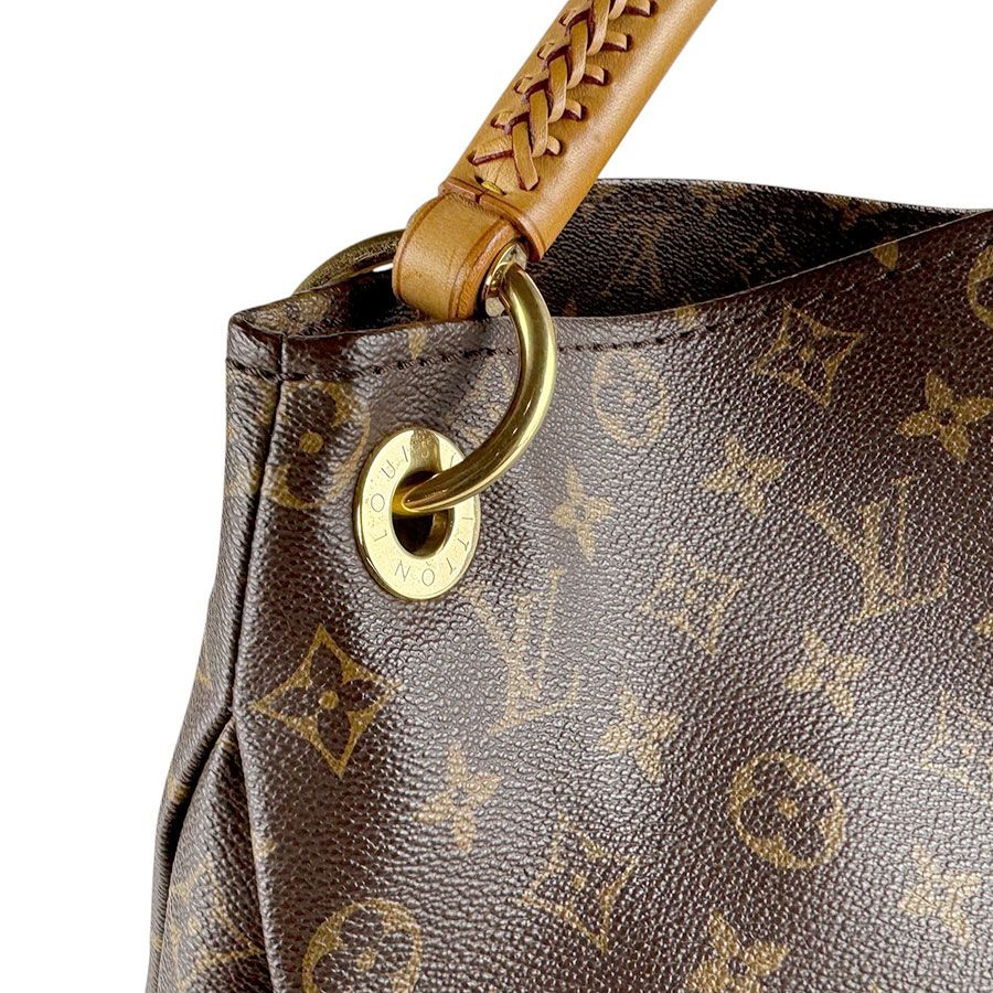 Louis Vuitton Handbag Artsy MM — view 6