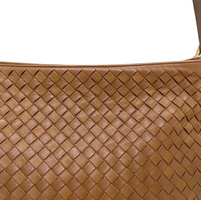 Bottega Veneta Shoulder Bag Brown Intrecciato Leather — view 7
