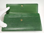 Louis Vuitton Wallet Pochette Porte-Monnaie Cles Borneo Green Epi Bifold Gold — view 5
