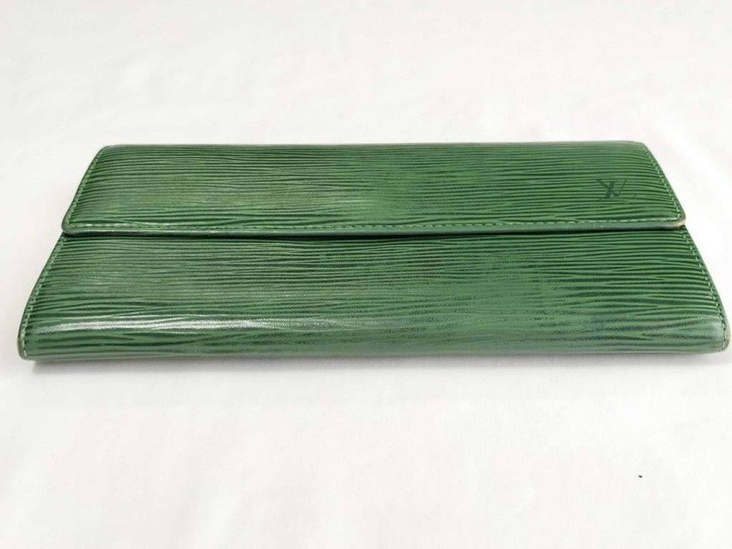 Louis Vuitton Wallet Pochette Porte-Monnaie Cles Borneo Green Epi Bifold Gold — view 4