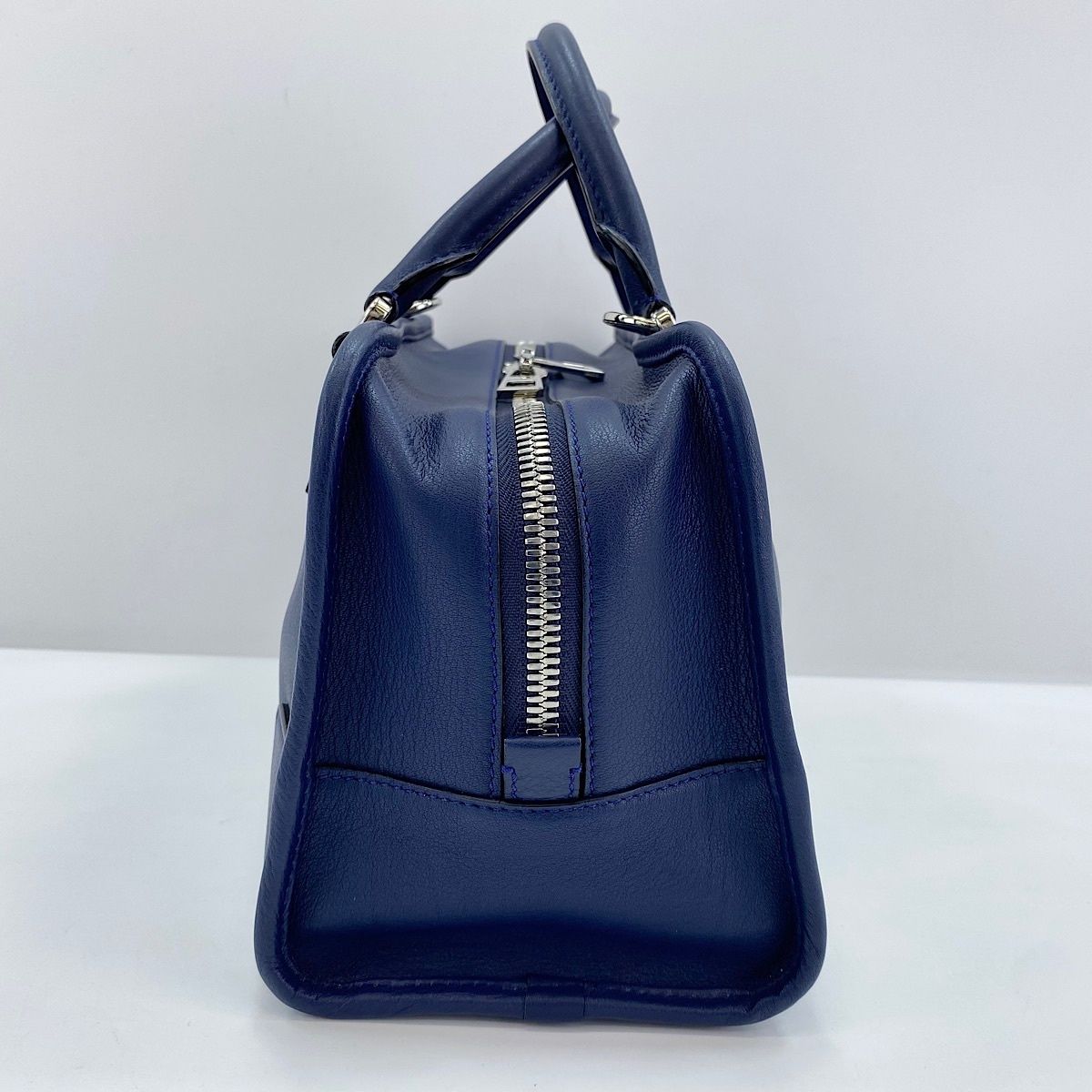 Loewe Handbag Amazona 28 2-Way — view 6