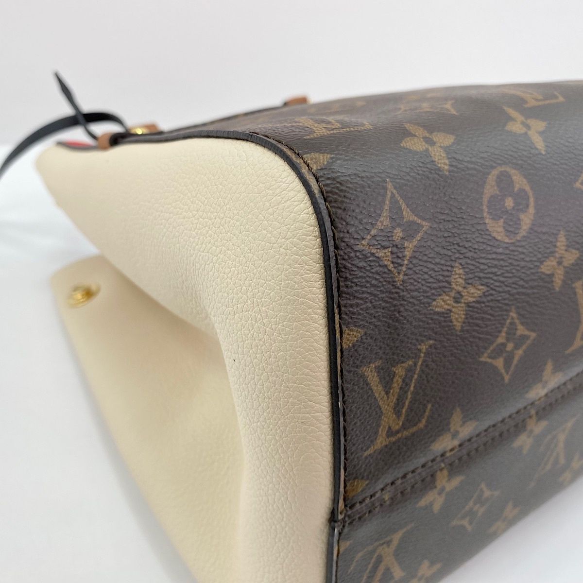 Louis Vuitton Tote Fold — view 8