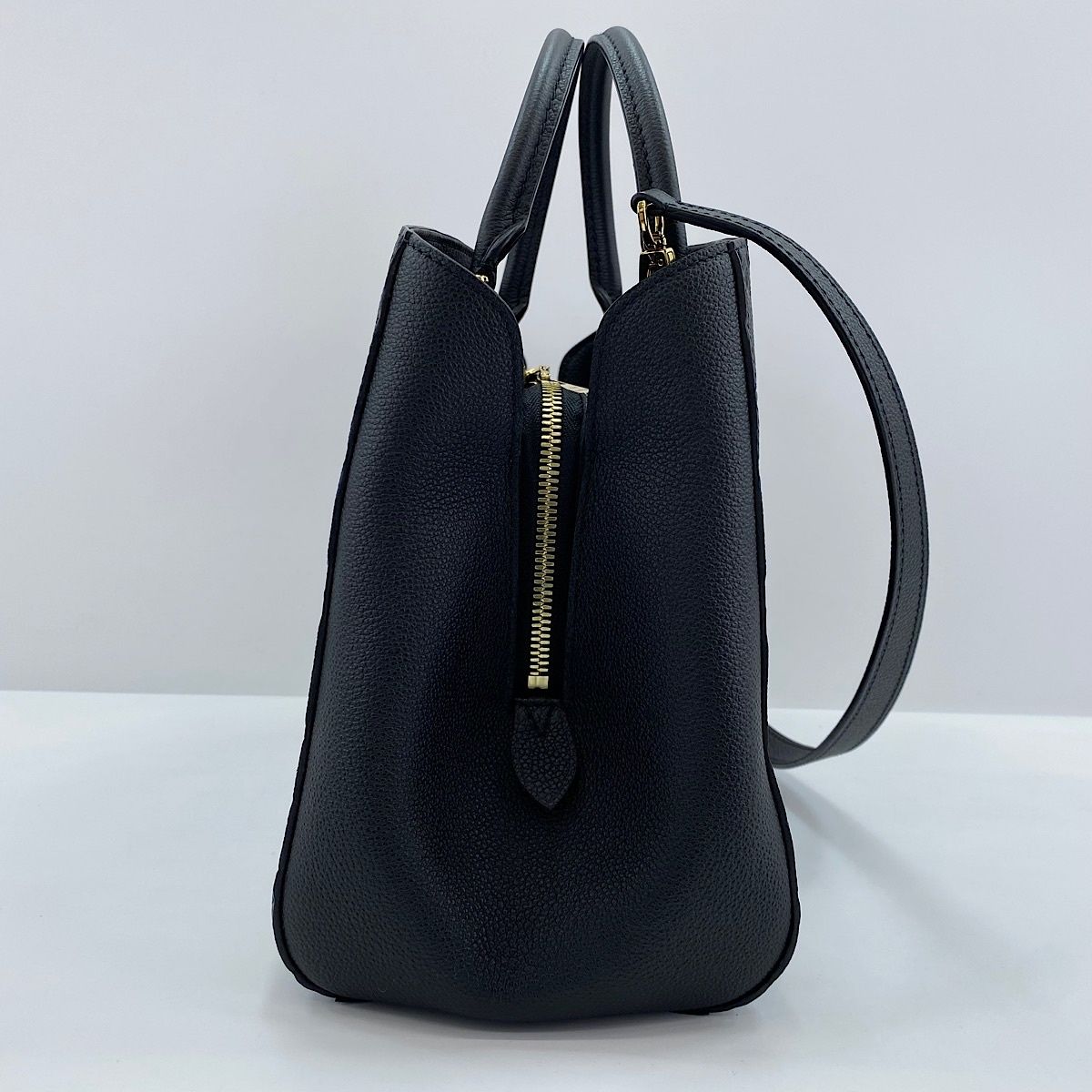 Louis Vuitton Handbag Montaigne MM — view 6