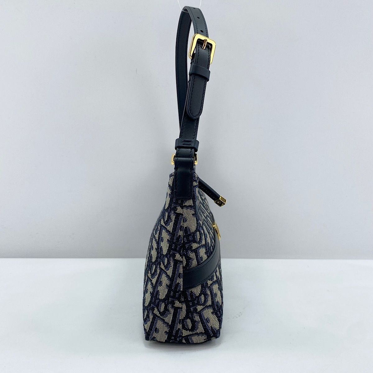 Dior Shoulder Bag 30 Montaigne — view 6