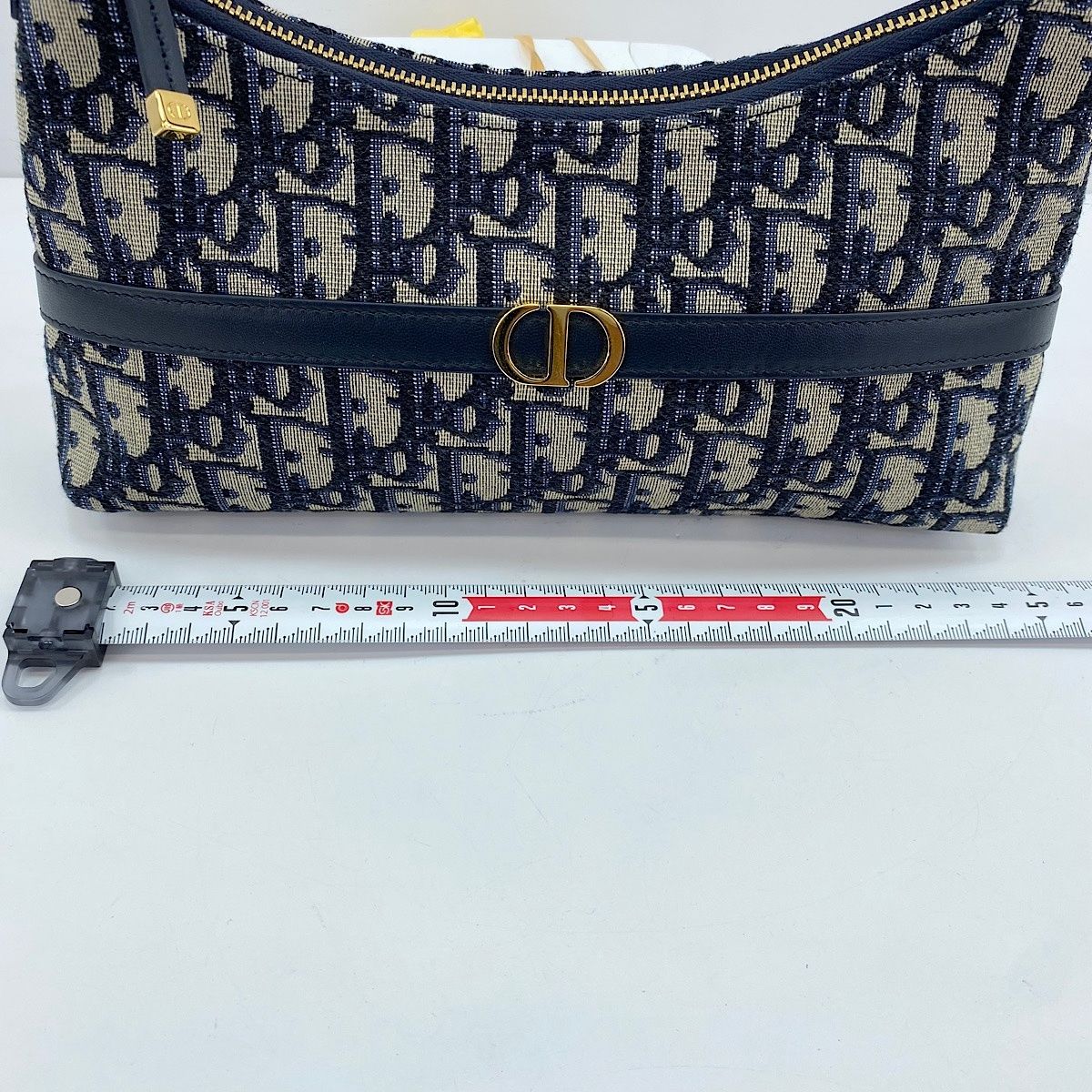 Dior Shoulder Bag 30 Montaigne — view 4