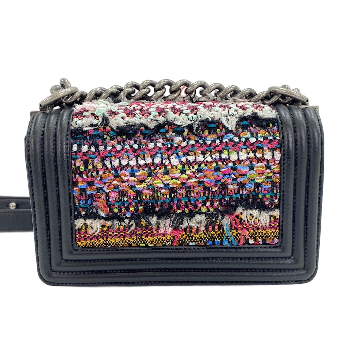 Chanel Shoulder Bag Boy Small — view 3