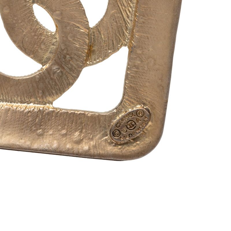 Chanel Vintage CC Logo Diamond Brooch Gold Plated — view 3