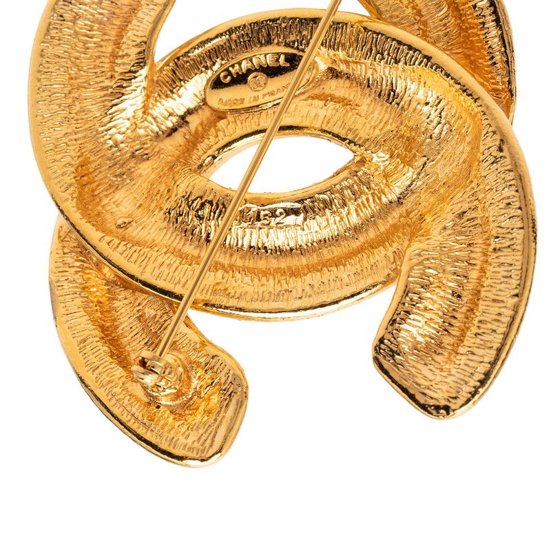 Chanel Quilted CC Logo Brooch Gold Plated — view 3