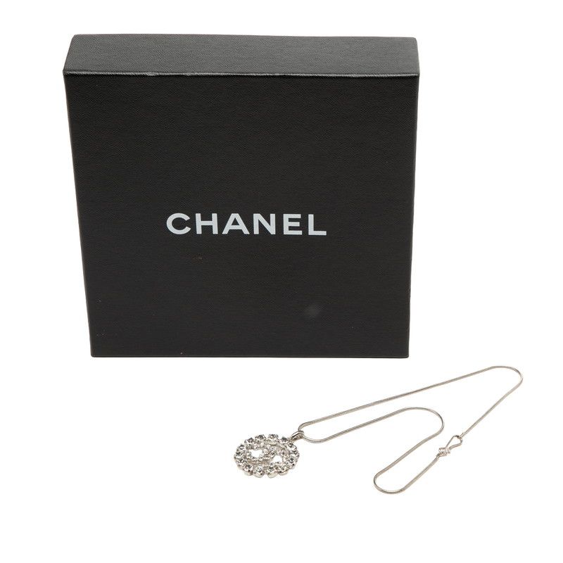 Chanel CC Logo Necklace Silver Metal Rhinestone — view 5