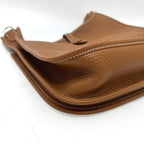 Hermes Shoulder Bag Evelyne Trois Taurillon Clemence Gold — view 6