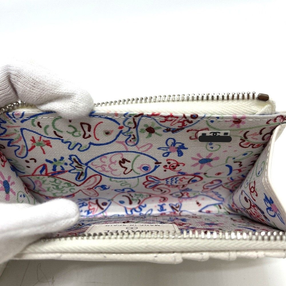 Chanel Coin Case CC Logo Fragment Caviar Leather White — view 8