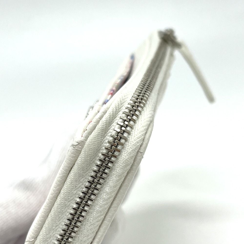 Chanel Coin Case CC Logo Fragment Caviar Leather White — view 6