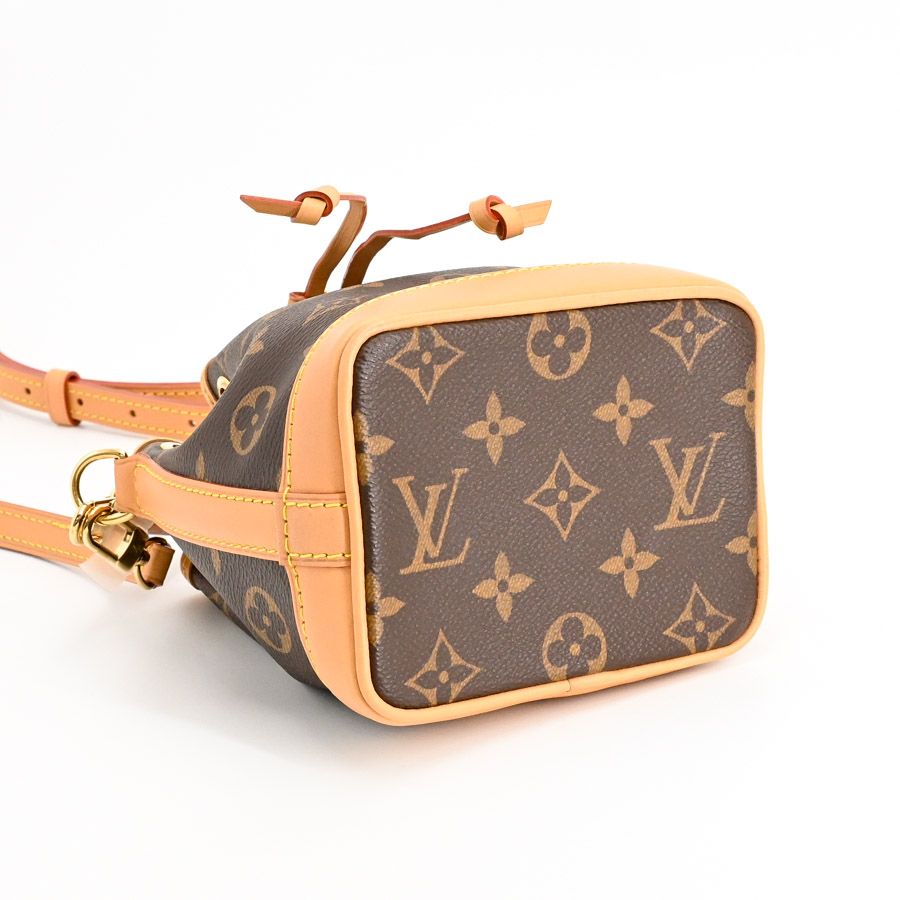 Louis Vuitton Shoulder Bag Nano — view 5