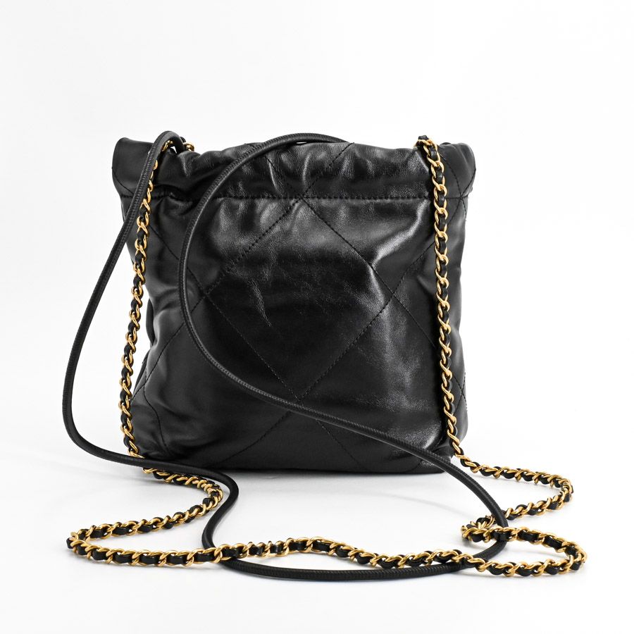 Chanel Shoulder Bag 22 Mini — view 3