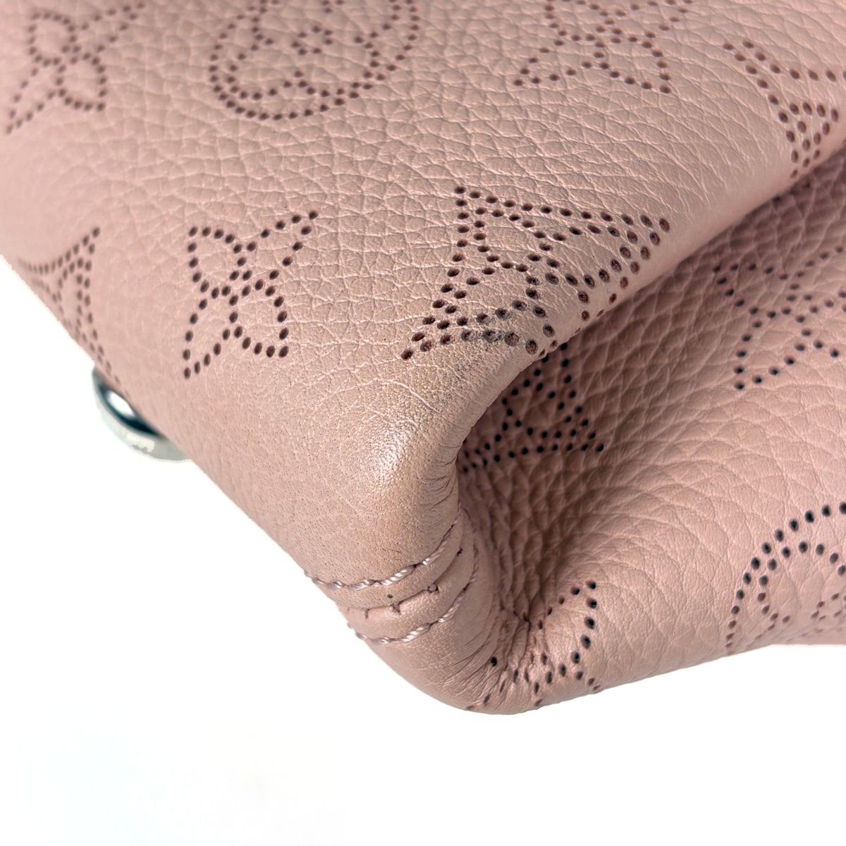 Louis Vuitton Sevre Tote Monogram Mahina Magnolia — view 3