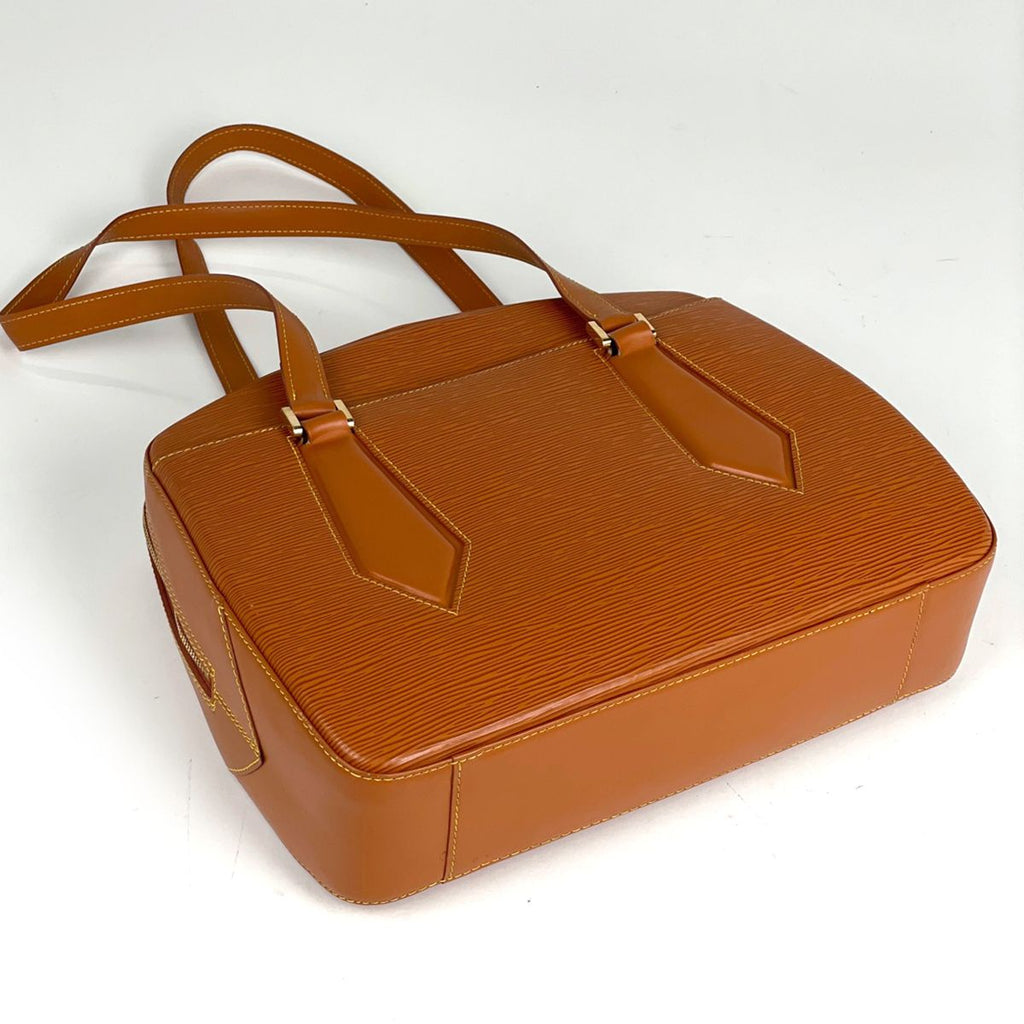 Louis Vuitton Shoulder Bag Epi Cipango Gold — view 2
