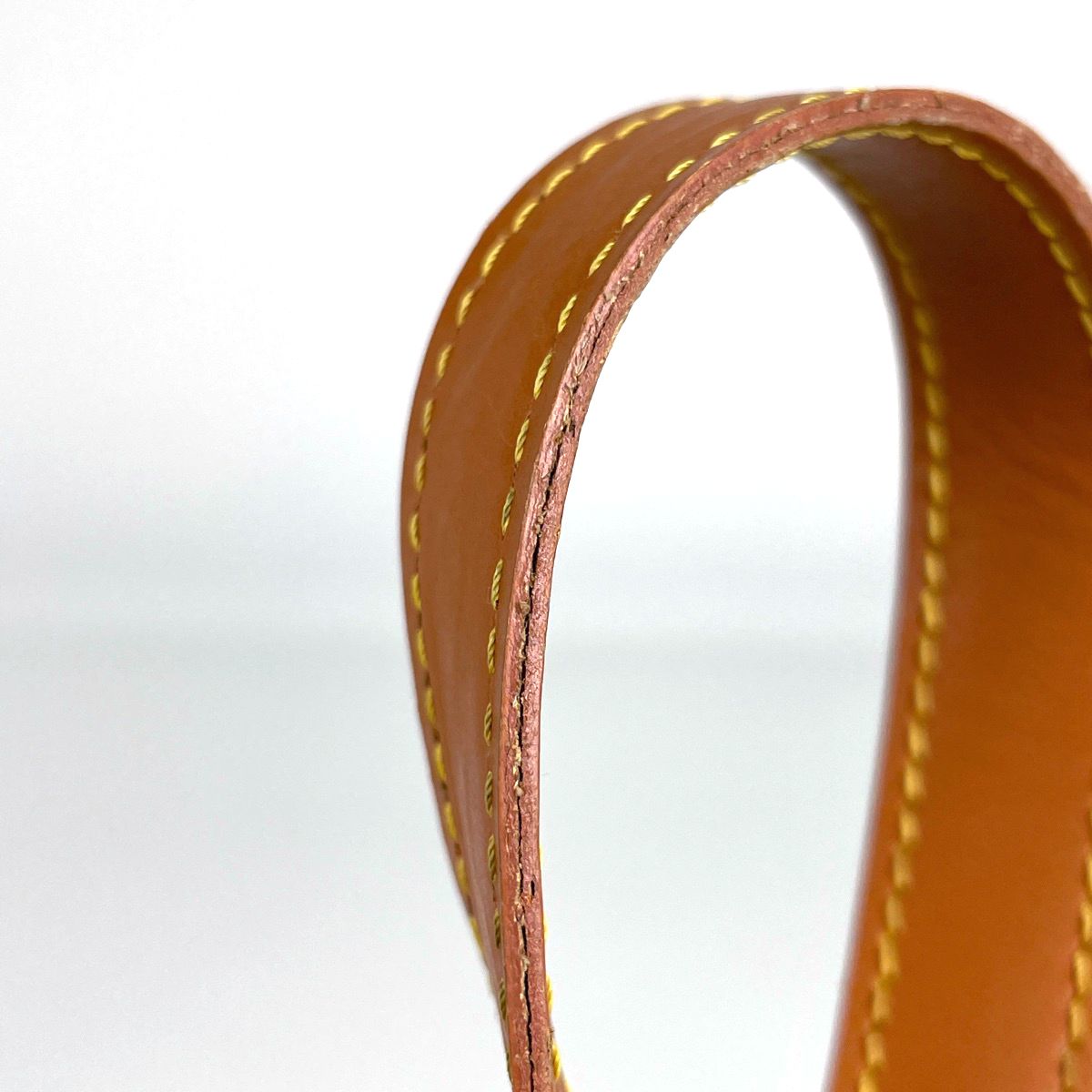 Louis Vuitton Shoulder Bag Epi Cipango Gold — view 7