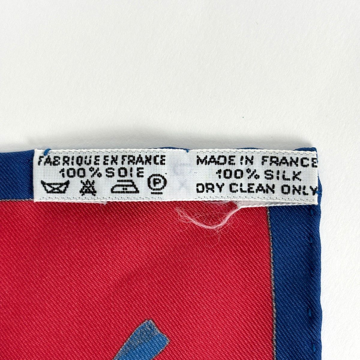 Hermes Carre 90 Soies Volantes Silk Scarf Red Navy Multicolor — view 2