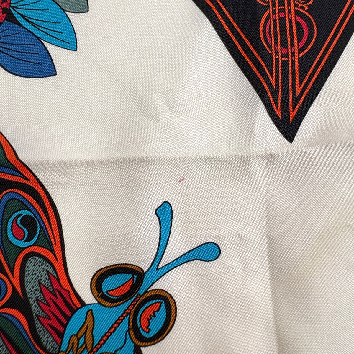 Hermes Carre 90 Soies Volantes Silk Scarf Red Navy Multicolor — view 4