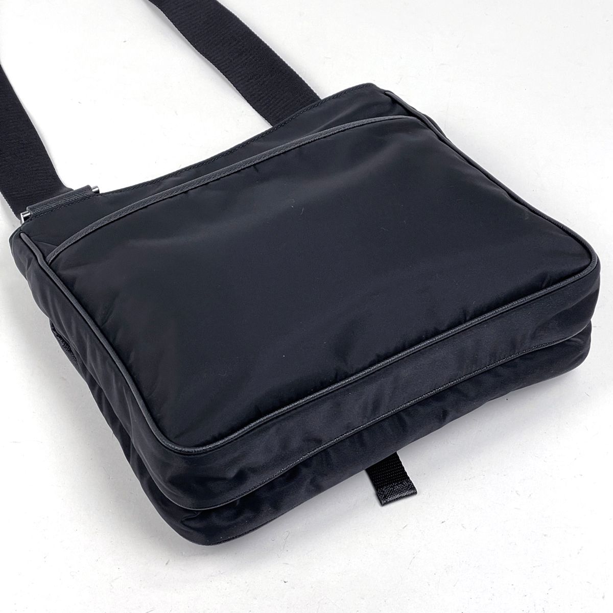 Prada Re-Nylon Shoulder Bag Tessuto Nylon Nero — view 2