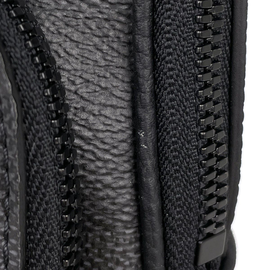 Louis Vuitton Avenue Sling Bag PM Damoflage Leather Black — view 5