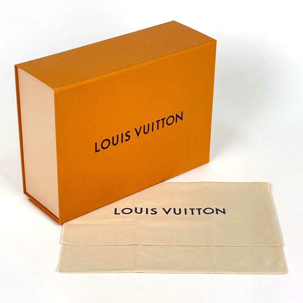 Louis Vuitton Avenue Sling Bag PM Damoflage Leather Black — view 8