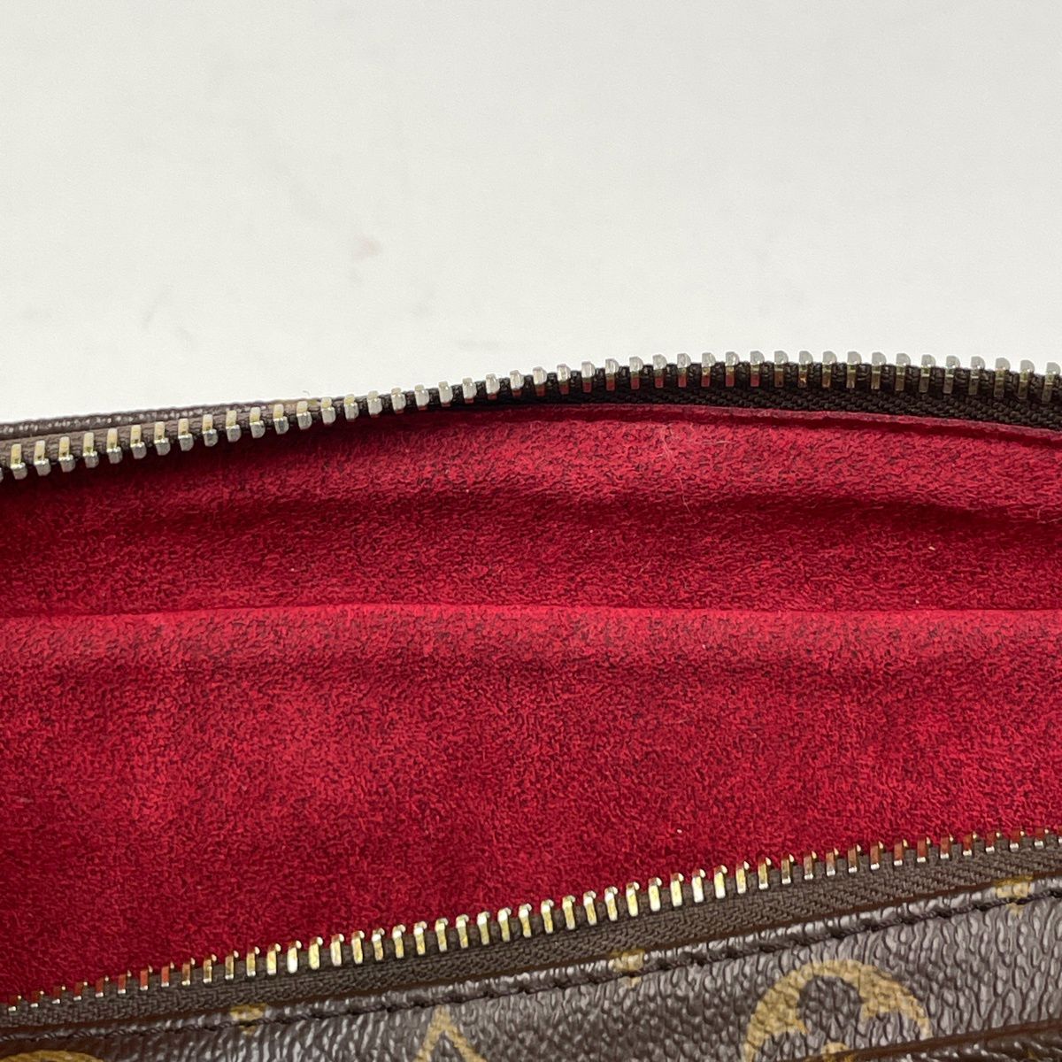 Louis Vuitton Viva-Cite MM Shoulder Bag Monogram Brown — view 7