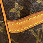 Louis Vuitton Danube Shoulder Bag Monogram Brown — view 4