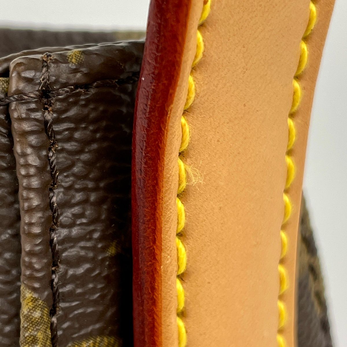 Louis Vuitton Looping MM Shoulder Bag Monogram Brown — view 4
